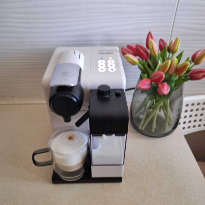 DeLonghi ekspres do kawy na kapsułki Nespresso
