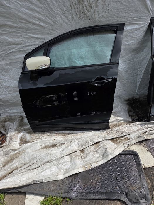 Kompletne drzwi renault captur
