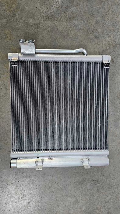 Радиатор кондиционера Tesla Model S Тесла Модель С