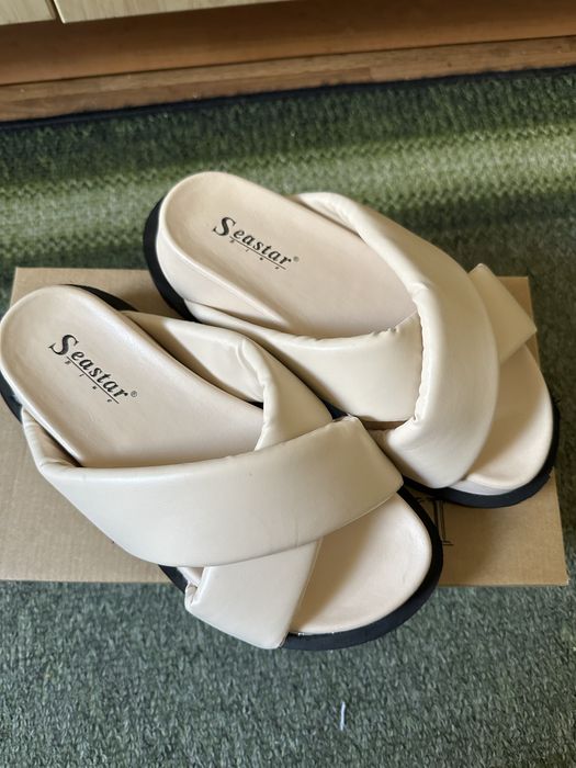 Шльопанці -сабо