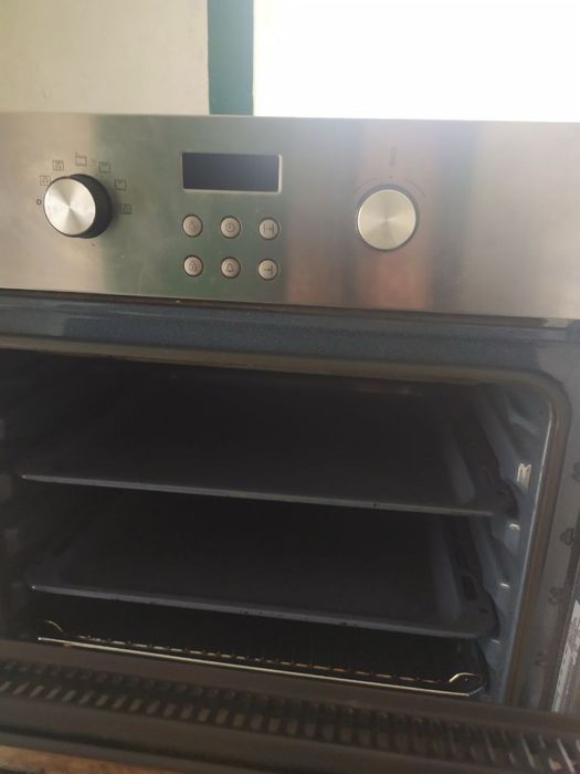 Духовка конвекционная