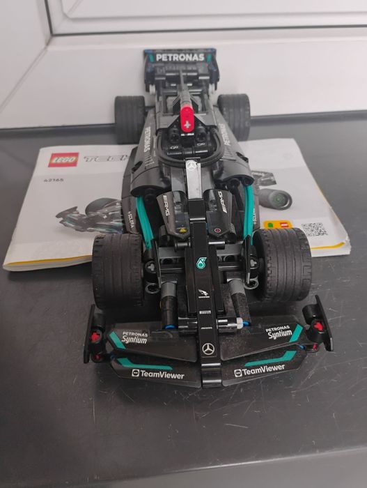 Wyścigówka LEGO Technic