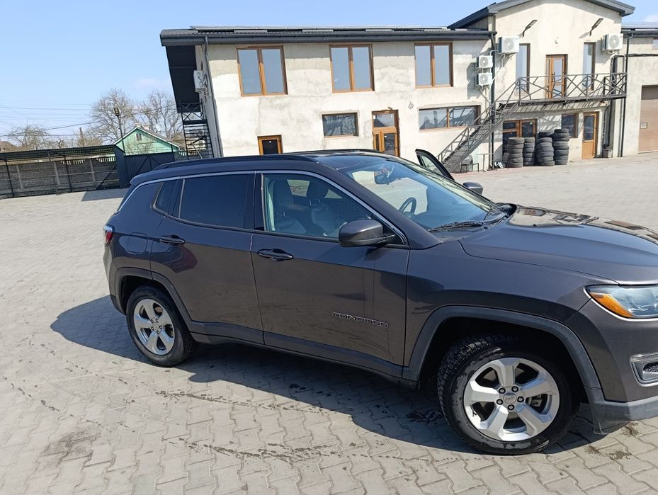 Продам Jeep Compas