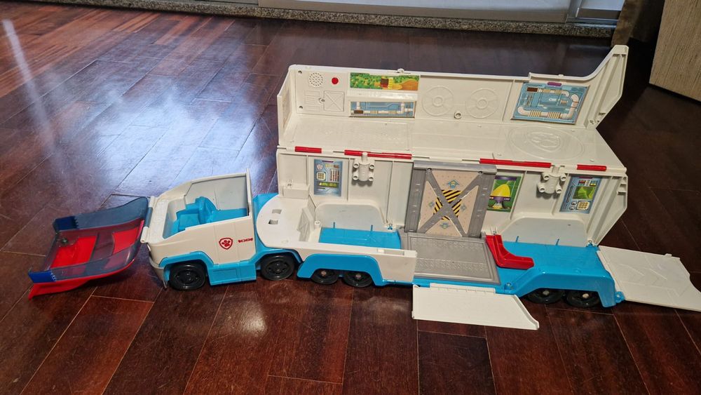 Carrinha Patrulha Pata