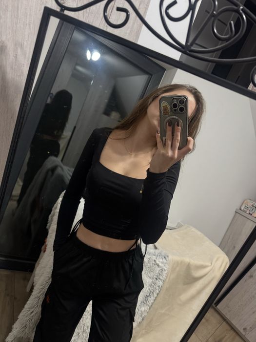 Bluzka elastyczna czarna Zara jak nowa