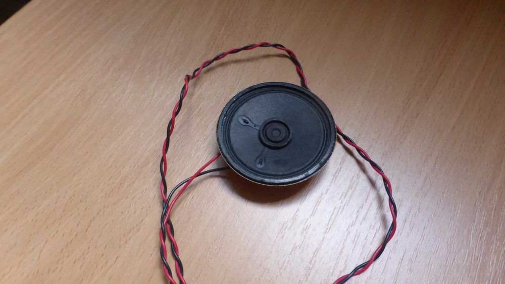 Спікер динамік материнської плати комп'ютера