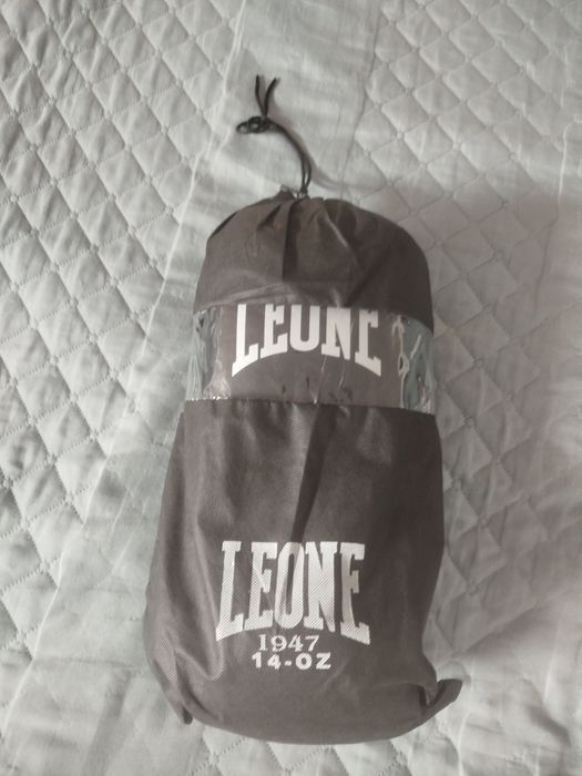 Luvas Leone 1947