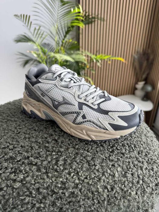 Кросівки: Mizuno Adventure (42-45рр)