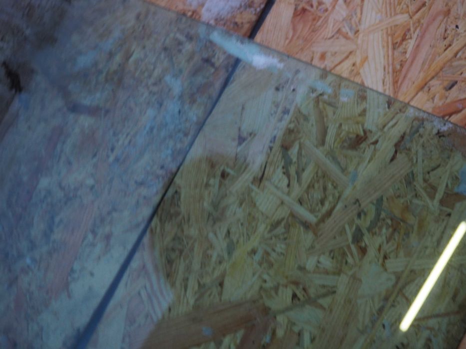 Szyba drzwi prawa mercedes W124 coupe