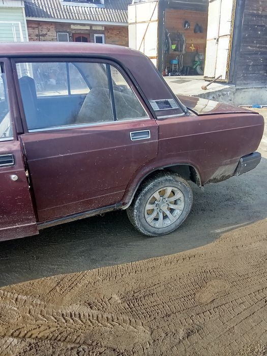 ВАЗ 2107 сів поїхав