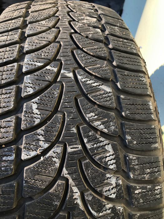 Opony 215/60/17  zima 2 szt.