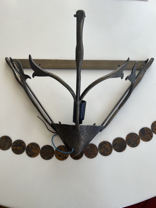 Кованые светильники, настенные люстры , кронштейны