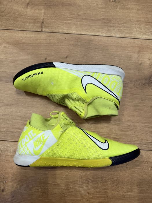 Футзалки nike phantom