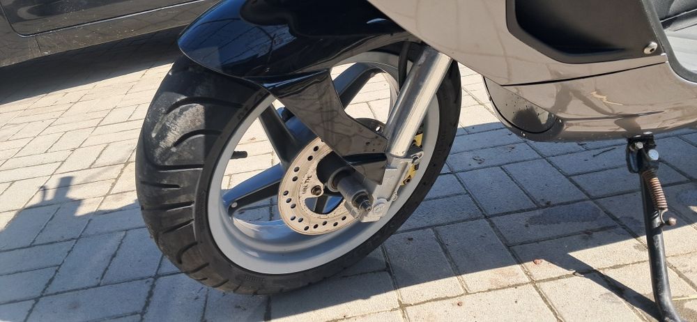 Aprilia sr (yamaha,malaguti)