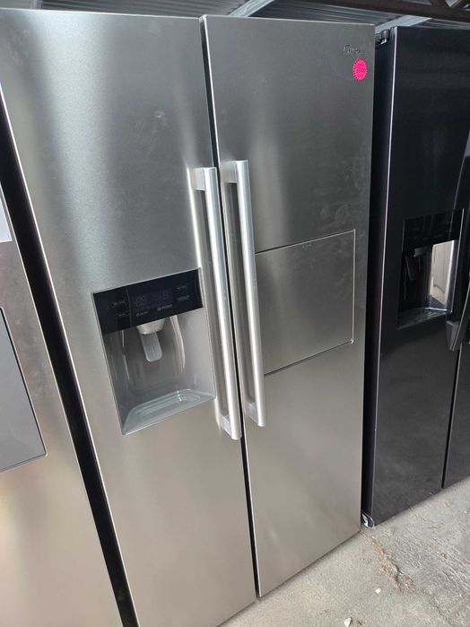 JANKI, ul. Wspólna 6 Lodówka side by side z barkiem