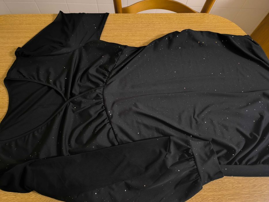 Vestido de mulher com brilhantes