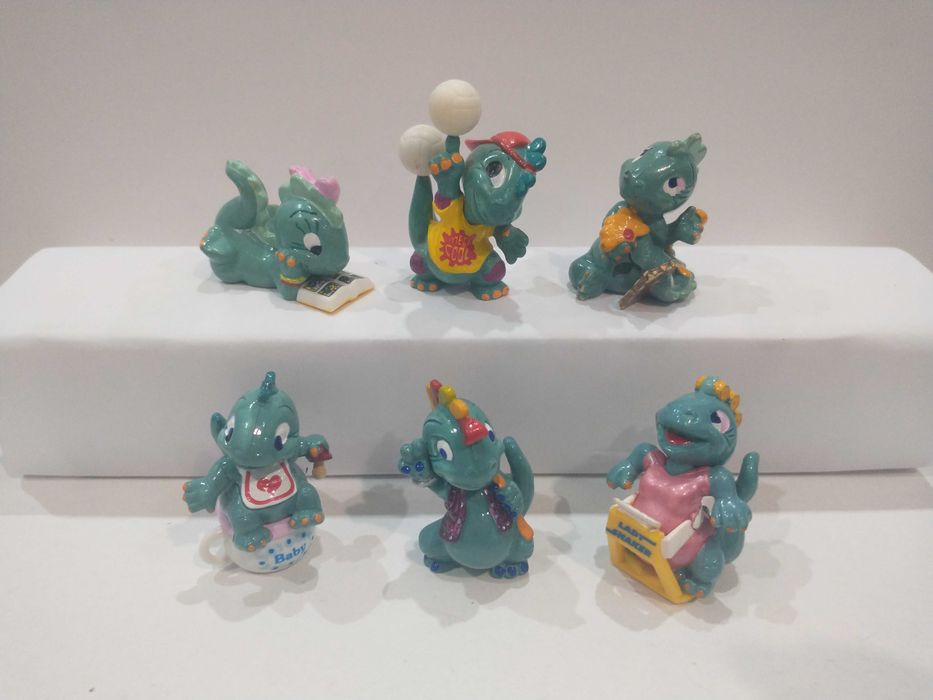 Figurki Kinder Dino młodzieżowe 6szt