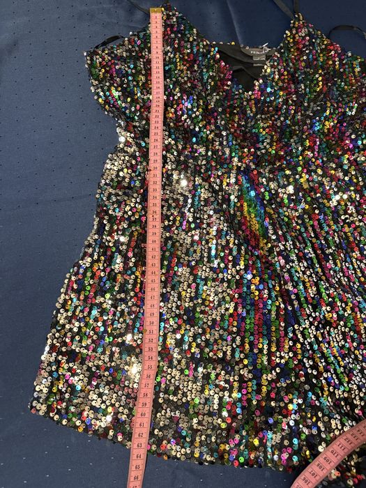 Комбінезон  в паєтках 16 розмір