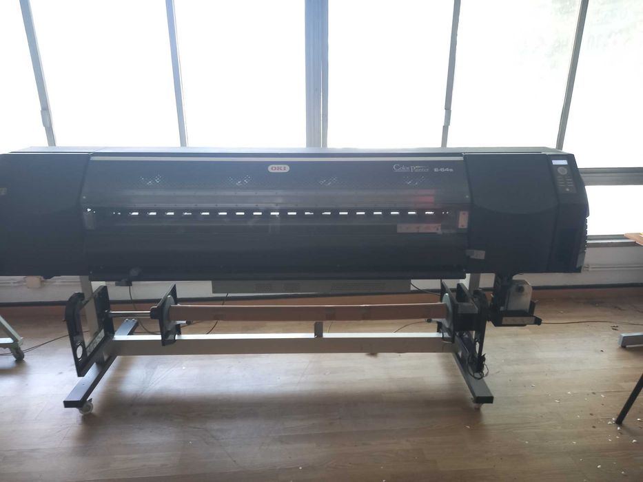 Plotter Oki Color painter E64s Alvalade • OLX Portugal