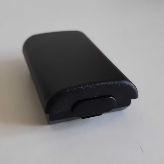 Tampa Nova Suporte 2 Pilhas AA p/ Comandos Xbox 360