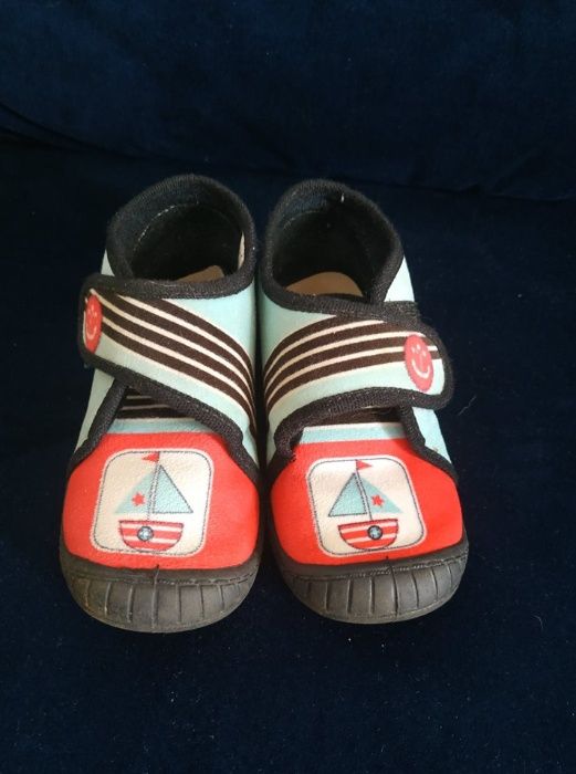 Buty CCC rozm 24 na rzepy