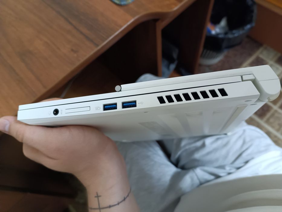 Acer ConceptD 3 Ezel Pro | для художників, дизайнерів, геймерів