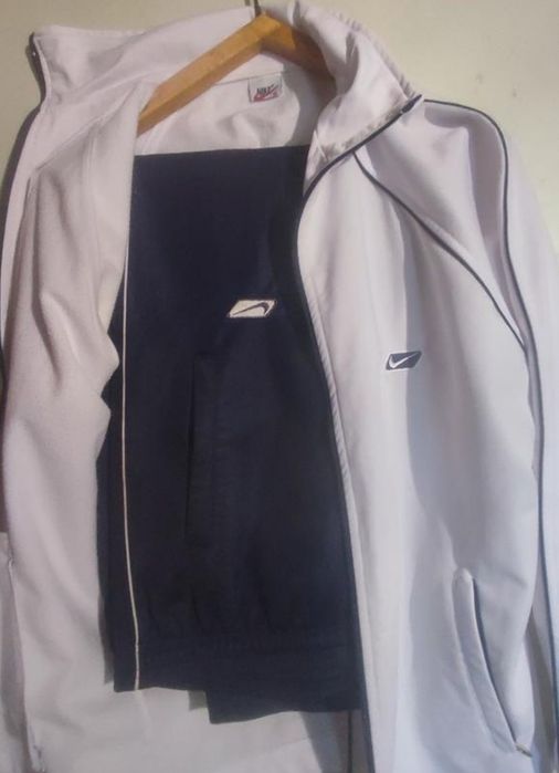 Унисекс Nike костюм S-M-L біло синий й