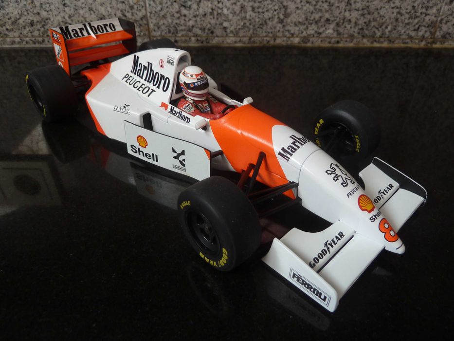 1:18 Minichamps, McLaren MP4/9, Brundle, Marlboro AutoArt