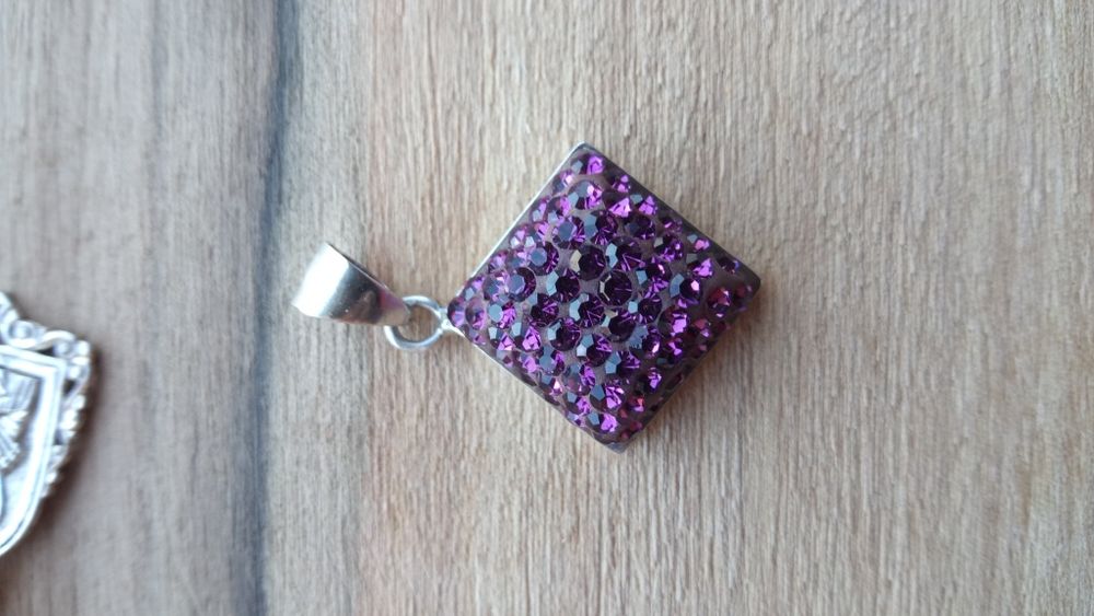 Брошка, кулон , прикраси