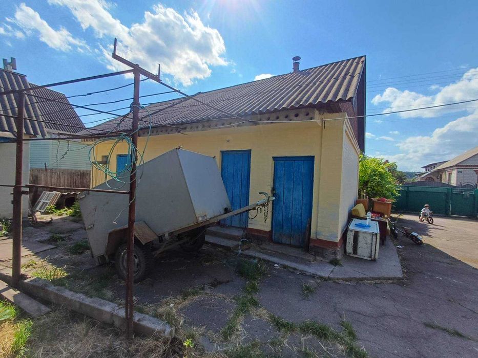 Продаж будинку в центрі смт Рокитне, Білоцерківський район Київська область