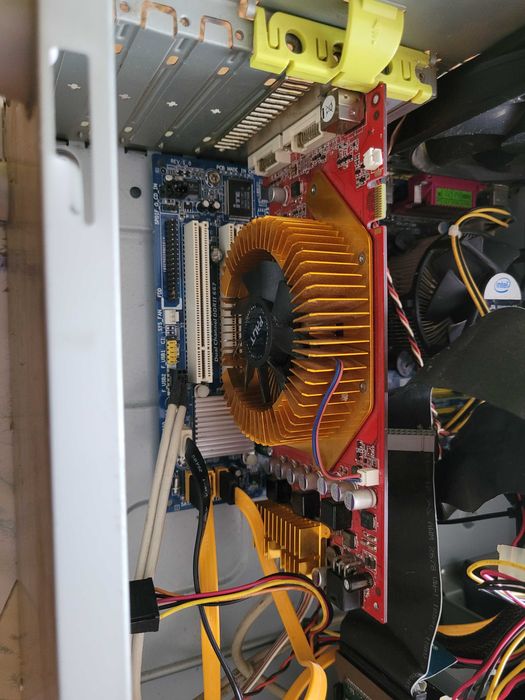 Komputer stacjonarny ddr3 nvidia 9800gt