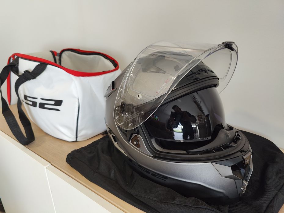 Capacete LS2 Challenger F