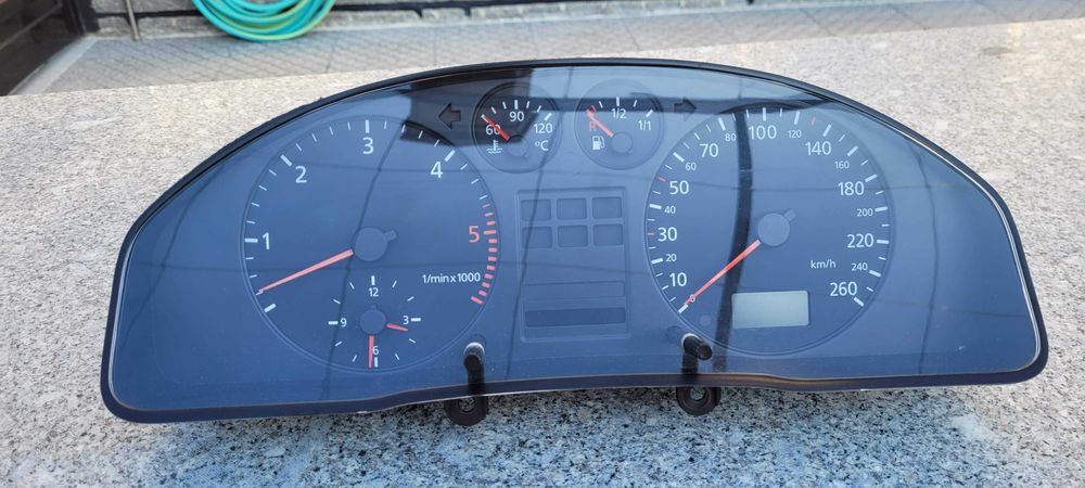 Quadrante Diesel VDO Audi A4 B5 8D 1.9 TDI AFN Ref. 8D0919861F - Como novo
