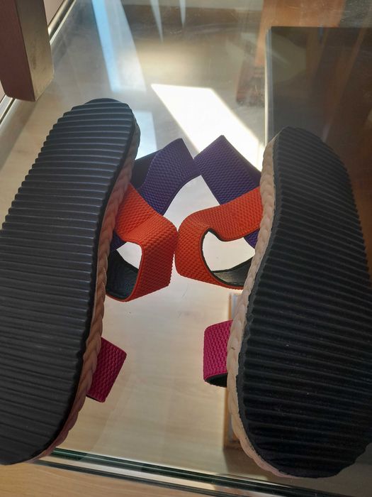 Sandálias lindissimas