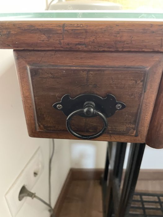 Maquina custura Oliva restaurada