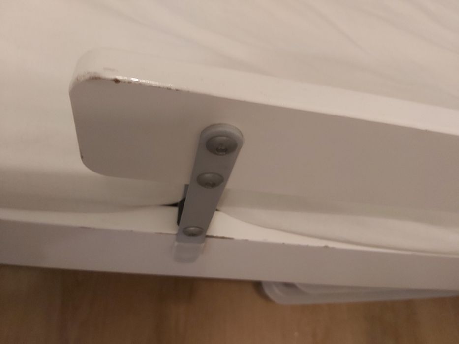 Łóżko dziecięce Ikea Kritter z barierką i materacem