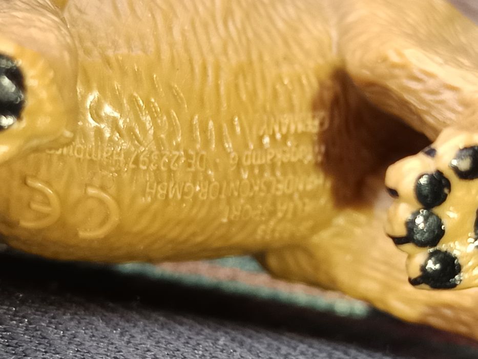 Markowa kolekcjonerska sygnowana figurka Lwa