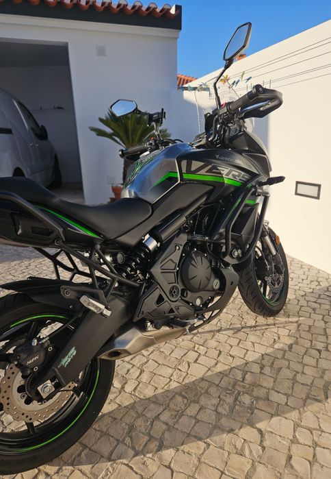 Cawazaki versys 650, de 2020, com 15200km,  6000€