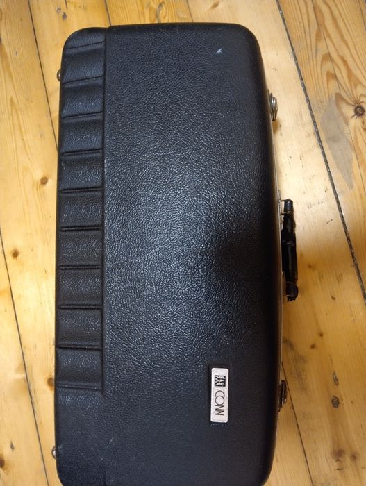 Продам саксофон альт