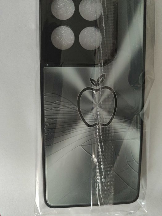 Etui na smartfon  i folia na ekran do smartfona Motorola Edge 60 Pro