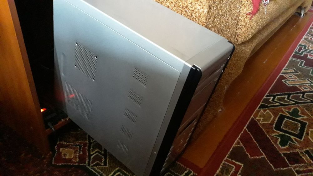 Системний блок + монітор / ПК / Комп'ютер