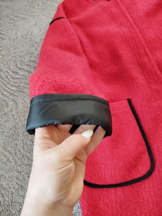 Пальто жіноче легеньке