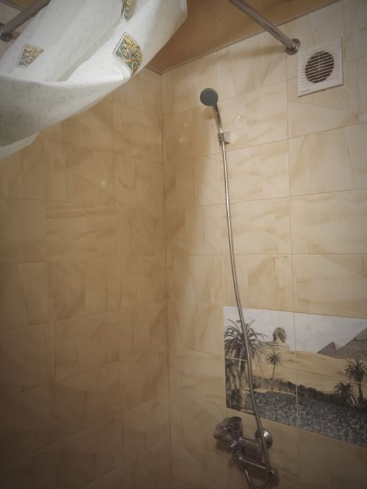 Сдам 2х комн. Посуточно. Балаклея,центр.цена с человека