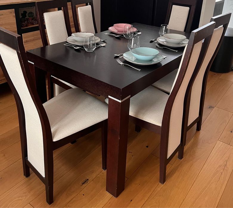 Stół drewniany rozkladany + 6 krzeseł