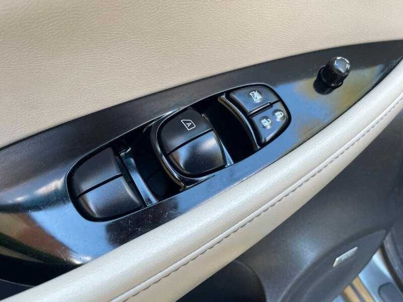 2019 Nissan LEAF