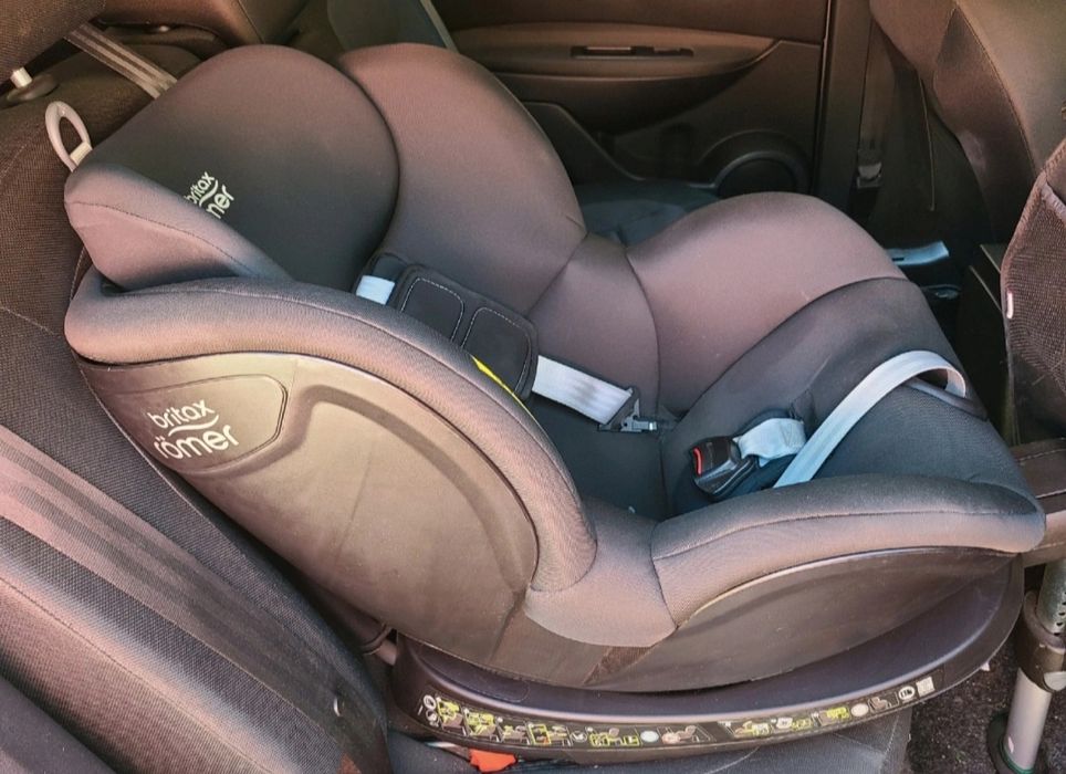 Cadeira britax römer usada