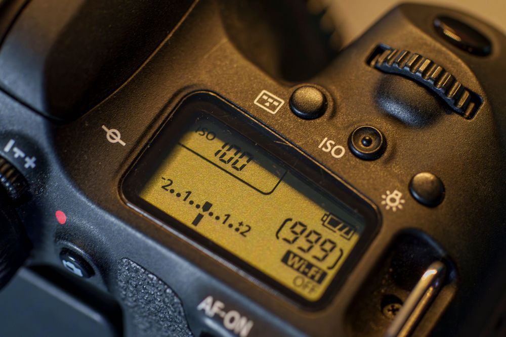 Canon 77D – Excelente Estado