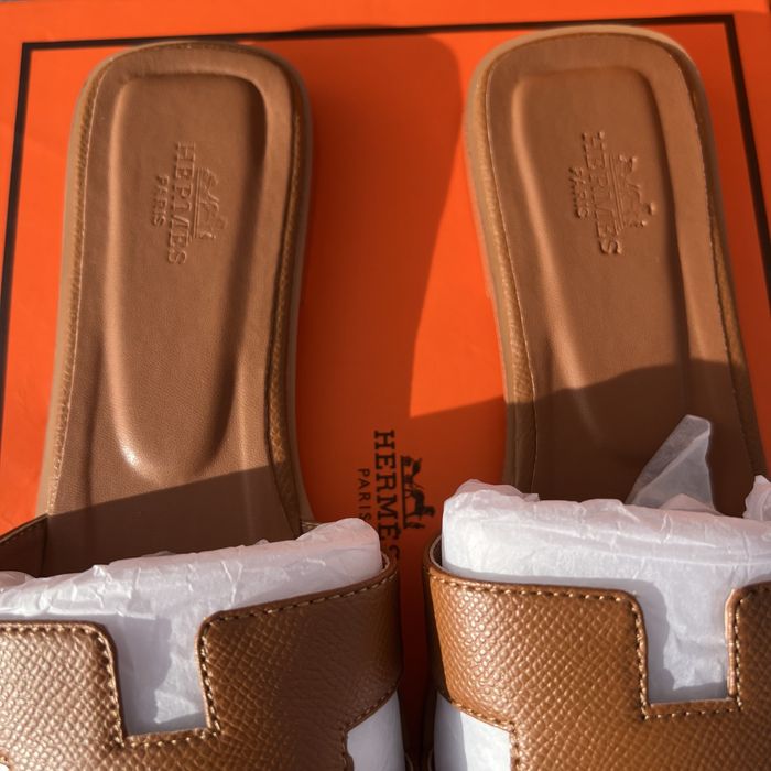 Sandala hermès mulher