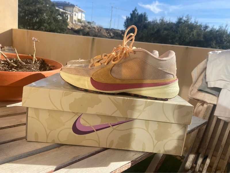 Nike Zoom Freak 5 Fossil stone