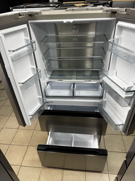 холодильник Cecotec Total NoFrost